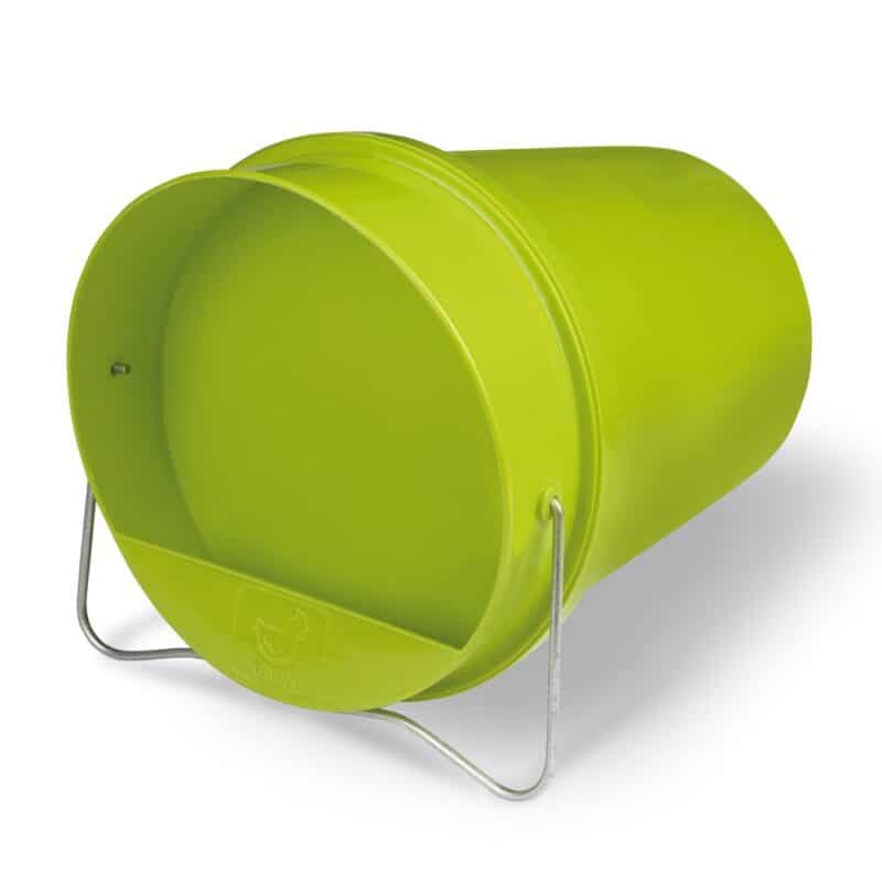Kbelíková napáječka plast